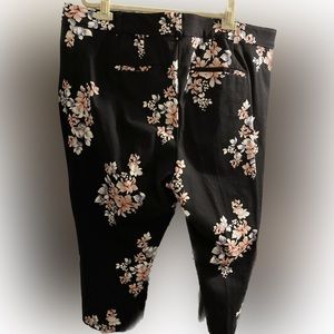 Lane Bryant “The Allie” Ankle Pant - Floral